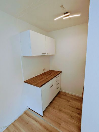 Appartement moderne meublé de 1 pièce à Stuttgart Mitte – Einbauküche