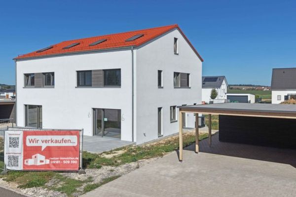 QUATTRO GREEN LIVING 
Deining'de yeni ikiz ev - hemen kullanılabilir