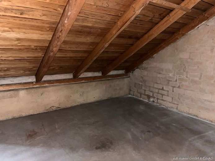 Helle 3-Zimmer‑Wohnung in Hof - mit Balkon, Garage und viel Wohlfühlpotenzial – VUB2396-10