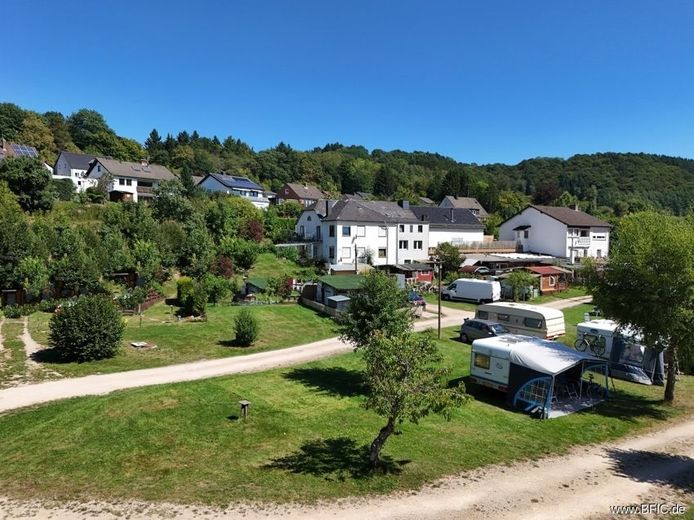 Campingplatz, Zimmervermietung und Gastronomie - gepflegte Familienexistenz in der Eifel – Campingplatz