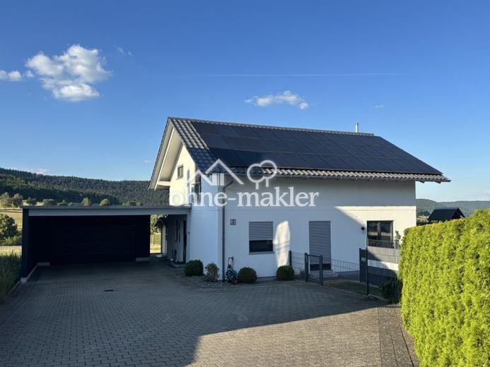 Hochwertiges SchwörerHaus in Gosheim – A+, Smart Home, PV & großes Grundstück | Beruflicher Verkauf – फोटो 1
