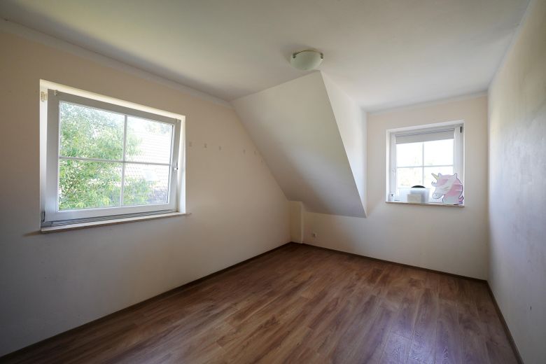 Flexibles Ostseehaus in Karlshagen – Wohnen und Ferienvermietung unter einem Dach – Schlafzimmer OG