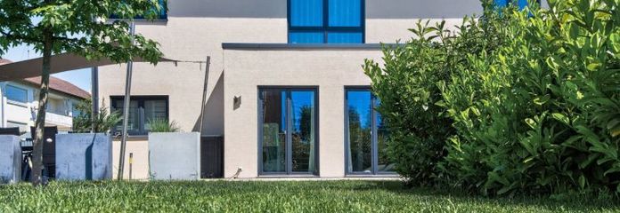Modernes Bien-Zenker-Effizienzhaus KfW 55 - Stilvoll wohnen mit Komfort und Zukunft