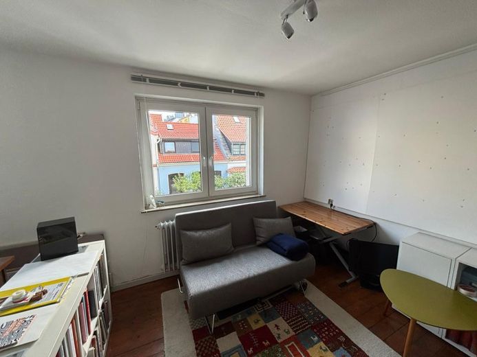 Mid-terrace house, side street in Fesenfeld, very good state of renovation, approx. 102.4 m², approx. €4,297/m² – Photo 14