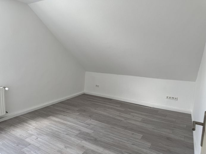 Frisch renovierte 2-Zimmer-Wohnung in Sodingen – Schlafzimmer