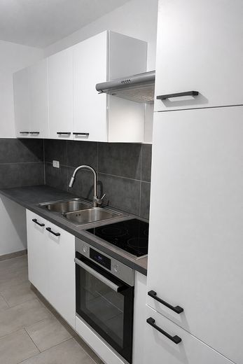 Großzügige Arbeitsfläche