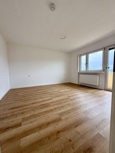 Hochwertig renovierte 3-Zimmer-Eigentumswohnung mit Loggia & Balkon – Erstbezug nach Renovierung – Foto 4