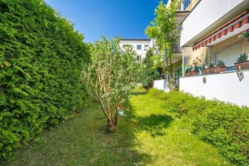 Dein möbliertes Zimmer zum Ankommen und Wohlfühlen I Pachemstraße 9, München – Außenbereich