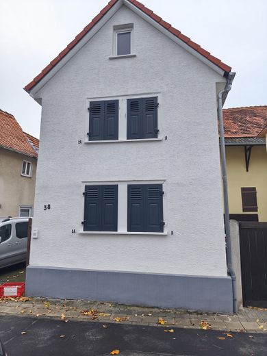 Na sprzedaż uroczy dom jednorodzinny ze stodołą i pomieszczeniami gospodarczymi w sercu 61239 Ober-Mörlen – Photo 25