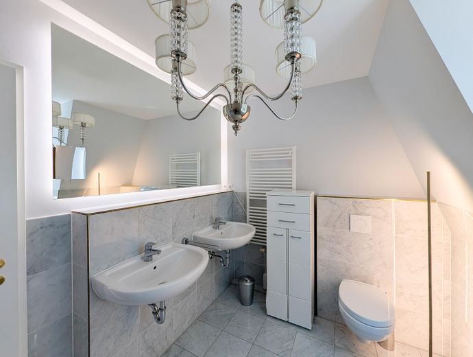 Luxuriöse Marmorvilla am Leading Golf Club Seddiner See - Landhausvilla vor den Toren Berlins – Masterbad en Suite