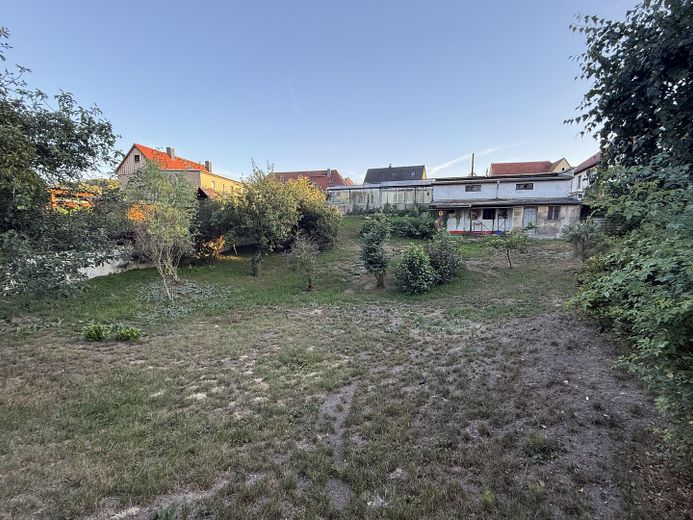 Wohnen wie im Eigenheim: 4,5-Raum-Maisonette im 2-FH, Garten, Erstbezug, Energiesparhaus – Garten