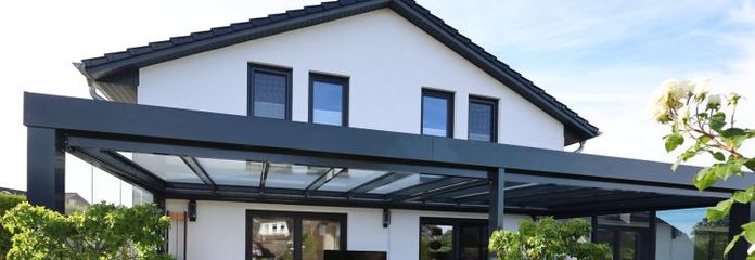 Hohenfelde: Neuwertiges Architektenhaus mit hochwertigem Sommergarten und traumhafter Outdoor-Terrasse