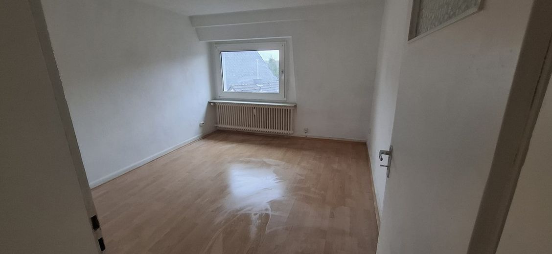 Appartamento in affitto 3 camere da letto 1 bagno DG – Foto 2