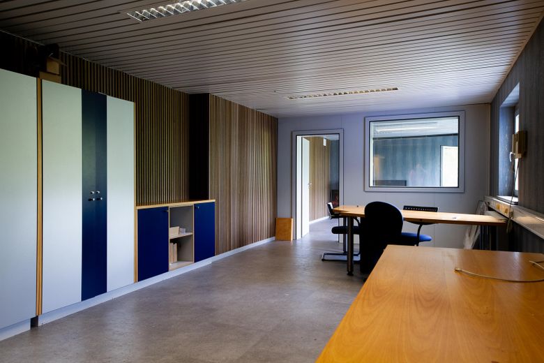 Moderne Gewerbefläche mit Büro, Lager und eigener Sanitärausstattung – Foto 2