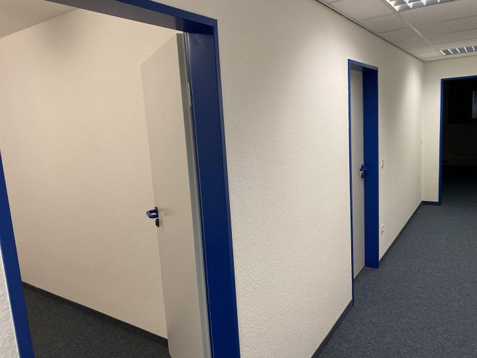 Neu: Nahe Hildener Kreuz 80 / 120 qm Büroräume / Praxis – Interesse?