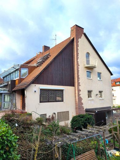 Großes Haus für Wohngemeinschaften, Wohnen & Arbeiten, für Familien, für mehrere Generationen etc. – Außenansicht