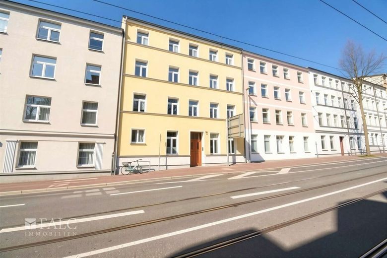 +++ Stabile Rendite in der Landeshauptstadt: 8 Wohneinheiten in der Paulsstadt +++ – Titel
