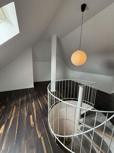 Maisonette-Charme unterm Dach – ruhige Lage in Grevenbroich – Foto 10