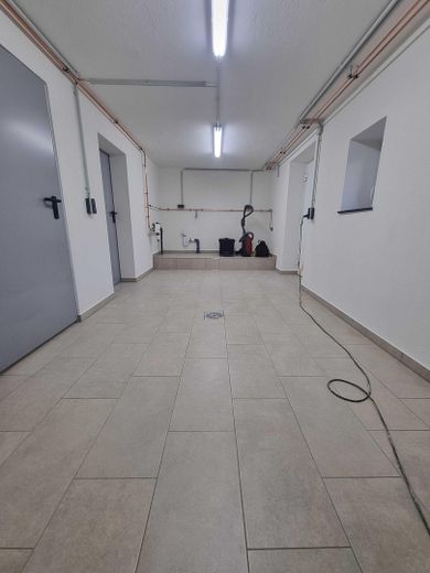 Haus statt Wohnung: 3-ZKB+Garten+Terrasse+Garagen – Hauswirtschaftsraum