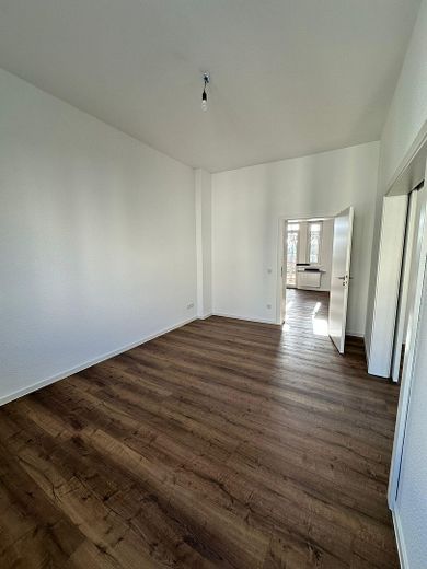Prima occupazione dopo ristrutturazione completa – 133 m² | 3,5 locali | Posizione privilegiata sul Kaiserwall – Büro oder Esszimmer