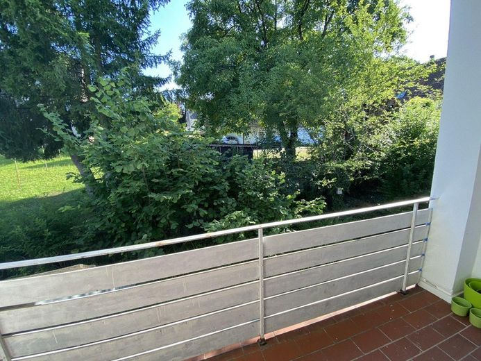 Luminoso appartamento di 5 locali al 1° + 2° piano di una casa di campagna a Gaildorf / Schwäbisch Hall – Balkon 1.OG S