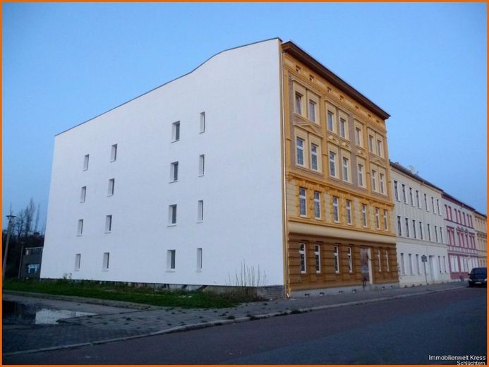 Kapitalanleger aufgepasst! Saniertes und langfristig vermietetes Wohnhaus mit 16 Wohneinheiten – Bild 3