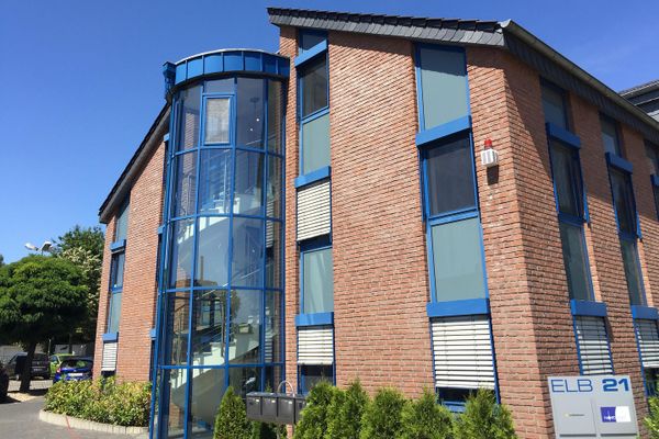 Yeni: Hildener Kreuz yakınında 80 / 120 m² ofis alanı / muayenehane