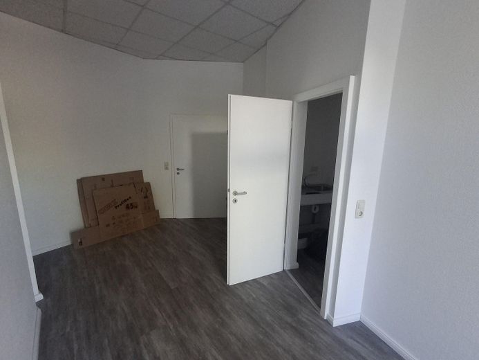 Büro 4