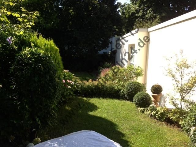 Luxus + ruhig + mit Garten + Terrasse -Mietwohnung – Foto11 2