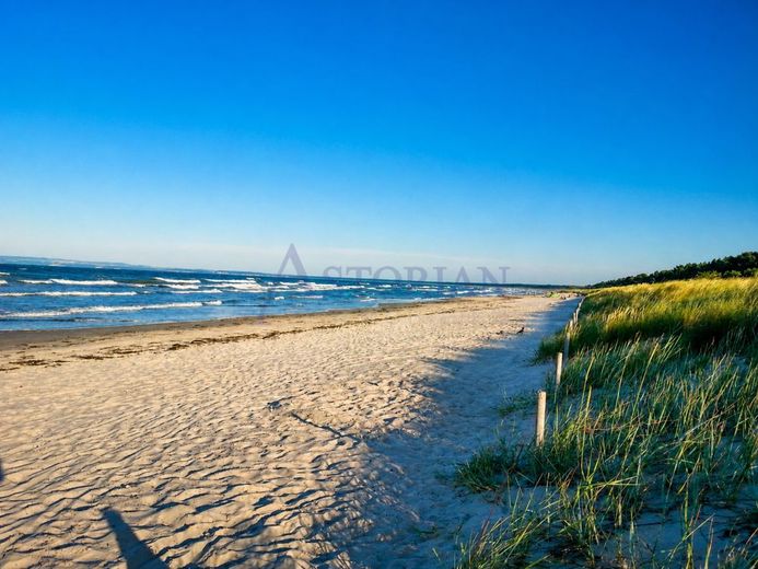 Meerblick-Ferien-Wohnung mit Strandzugang und separater Gästewohnung – Strand Juliusruh