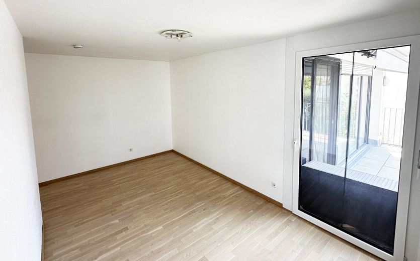 Aileler, evden çalışanlar ve Stuttgart’a gidip gelenler için ideal, 4,5-5 odalı modern yaşam hayali – Kinderzimmer
