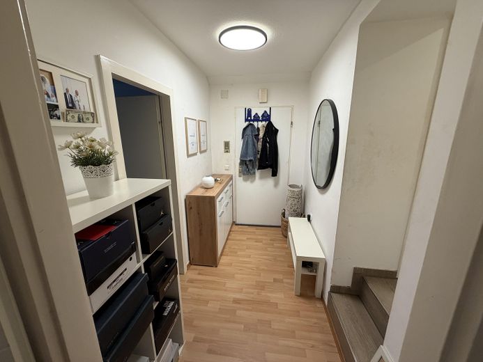 Bilocale con cucina, bagno e giardino, Solingen-Wald, ai margini del bosco, ristrutturato, su richiesta con cucina componibile a un piccolo prezzo – Foto 14