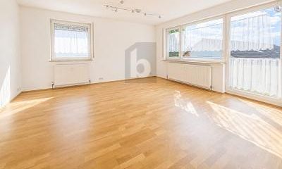 TOLLER SCHNITT, LEERSTEHEND – 1781180999_94e358.jpg