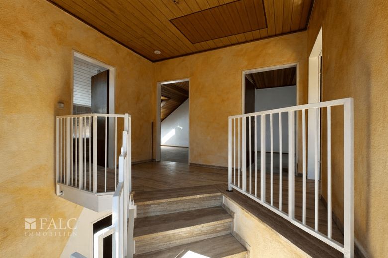Nottuln nähe Münster - 5-Zimmer Doppelhaushälfte mit Garage, Garten und Keller – Treppenhaus oben