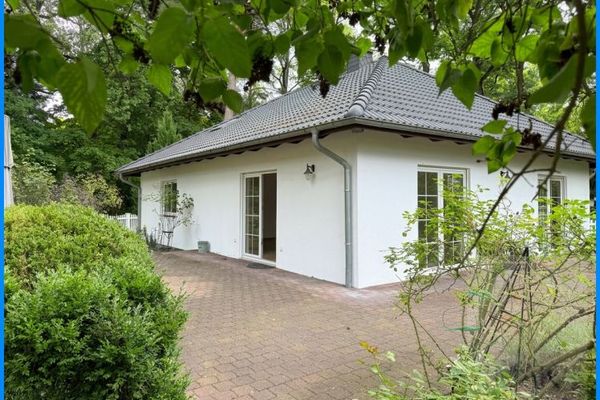 MAK Immobilien: Potsdam: Büyük arsayı tek başınıza kullanın veya ikinci bir ev için alan yaratın!