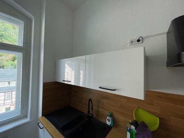 Tharandt près de Dresde - ancien bureau de poste impérial à rénover entièrement - appartement de 6 pièces à l'étage, 2 salles de bains, 2e étage – Detail Küche Fronten