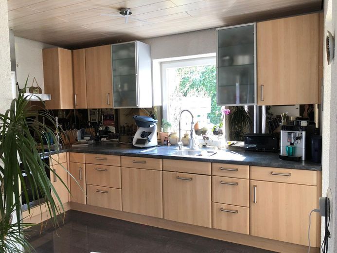 Aantrekkelijk appartementencomplex in Otterberg, 5 wooneenheden – Küche OG