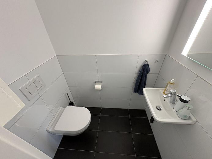 Maisonette di 3,5 locali * ASCENSORE * POMPA DI CALORE * 102mq + 19mq BALCONI – Gäste-WC