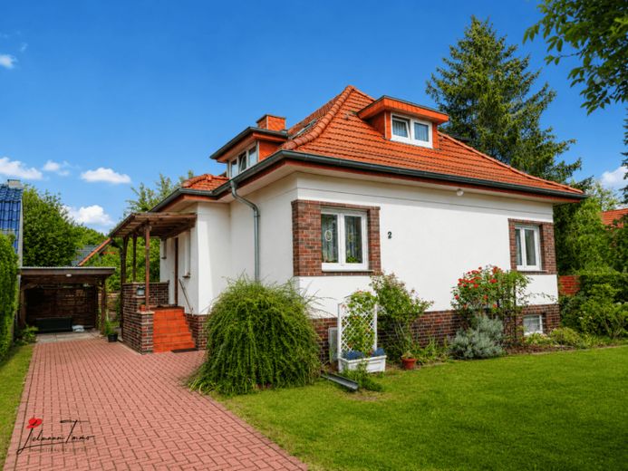 Family idyll in Berlin-Schmöckwitz – Charming detached house with a large garden – Photo 1