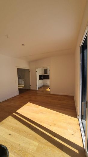 Traumhafte 4 Raumwohnung mit Garten in einer Villa – Foto 14