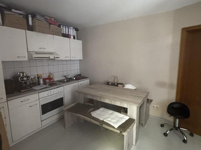 TOP-LAUF-LAGE für Frisör, Laden o. Büro-/ Praxisräume in Holzkirchen! Große Schaufenster! – Foto 6