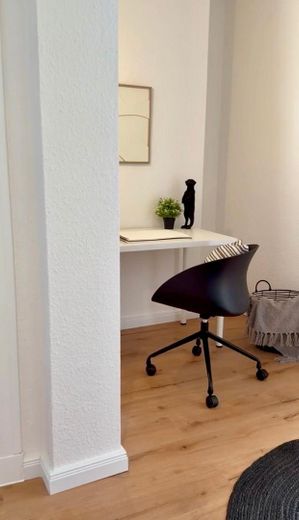 Moderne 2-Zimmerwohnung in zentraler Lage von Kiel Exerzierplatz - umfassend renoviert – Homeoffice