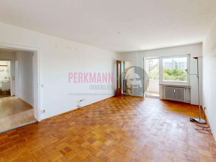 Bezugsfreie 3 Zimmer Wohnung mit 2 Balkonen (Süd) und Blick über die Dächer von Laim – Foto 1