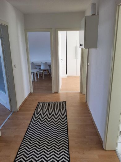 TOP Lage! Möblierte 2-Zimmer-Wohnung – Flur 2