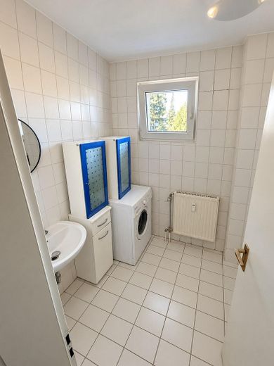 Appartamento di proprietà con 3 locali e 2 balconi, subito disponibile, a Memmingen – Foto 10