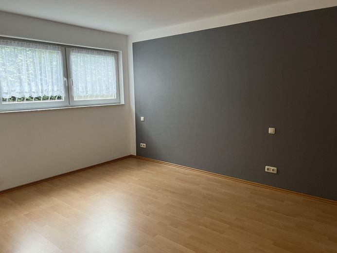 5 Zi.-Maisonette mit Garten, Terrasse und Carport in Mühlheim in ruhiger Anliegerstraße – Schlafzimmer Souterrain