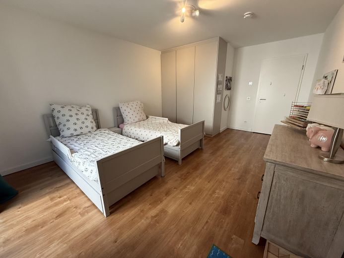Familienwohnung mit eigenem Garten – Foto 5