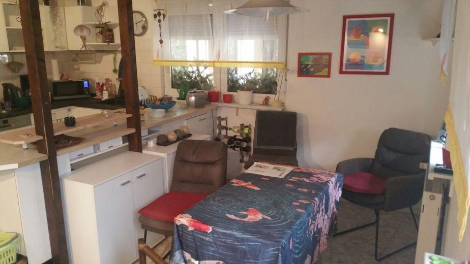 Erdgeschoßwohnung im EFH/ZFH mit Terasse/Garten – Foto 3