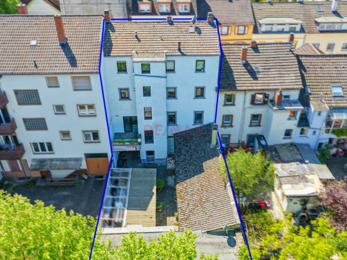 8 Familienhaus mit über 8 % Rendite - Kapitalanlage und Handwerker aufgepasst !! – Foto 1