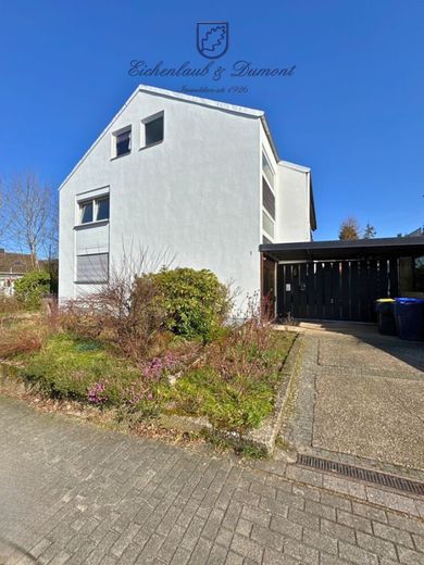 Großzügige 4 ZKB Wohnung mit Balkon &amp; Stellplatz in Dudweiler-Süd – Gebäudeansicht